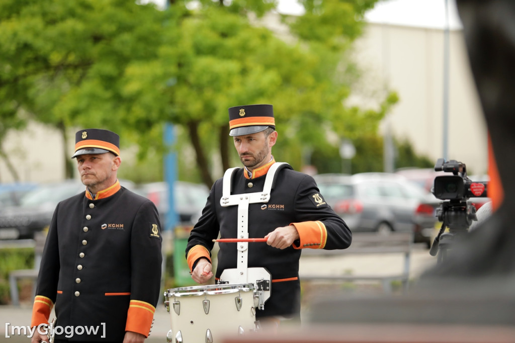 Złożyli kwiaty przy pomniku Św. Floriana