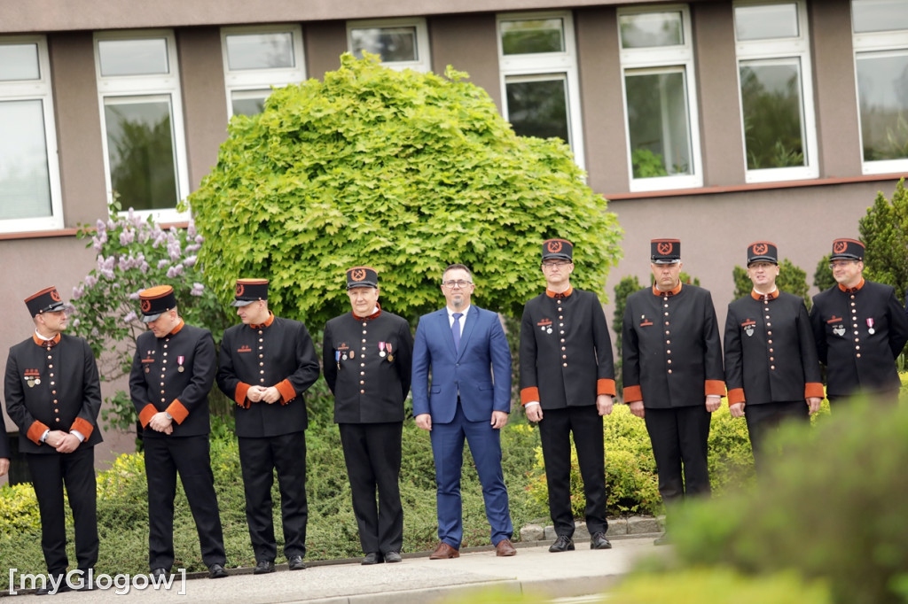 Złożyli kwiaty przy pomniku Św. Floriana