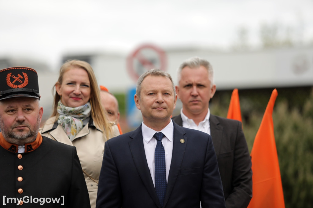 Złożyli kwiaty przy pomniku Św. Floriana