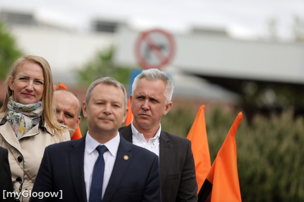 Złożyli kwiaty przy pomniku Św. Floriana
