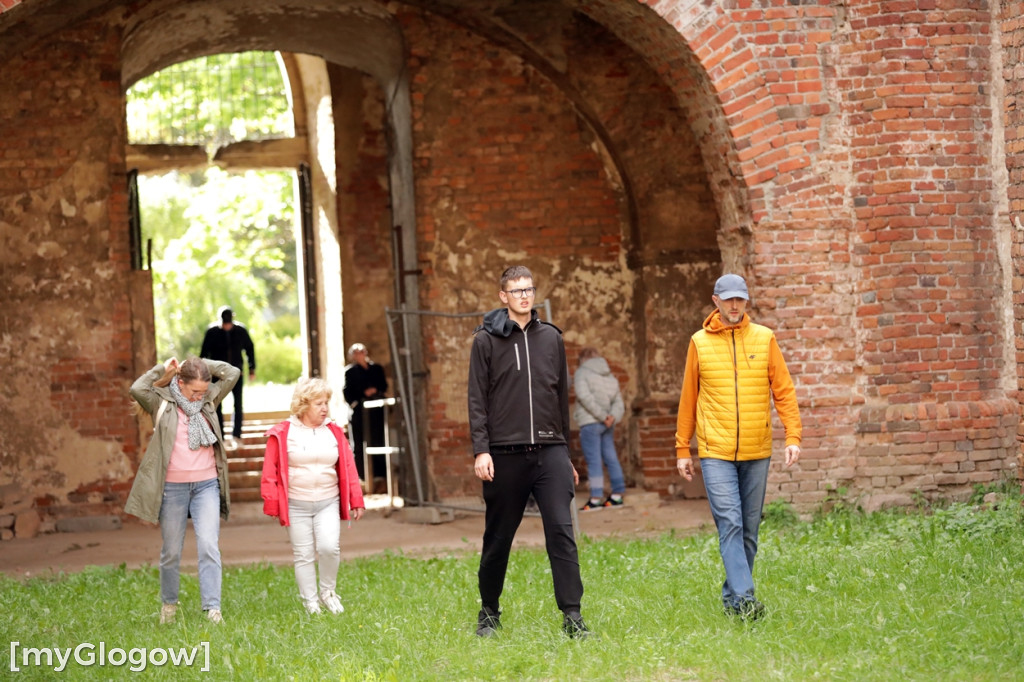 Zwiedzali ruiny kościoła św. Mikołaja w Głogowie