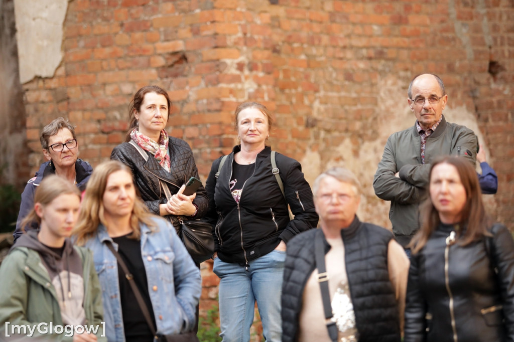 Zwiedzali ruiny kościoła św. Mikołaja w Głogowie