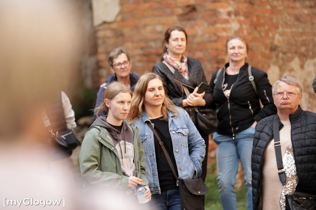 Zwiedzali ruiny kościoła św. Mikołaja w Głogowie