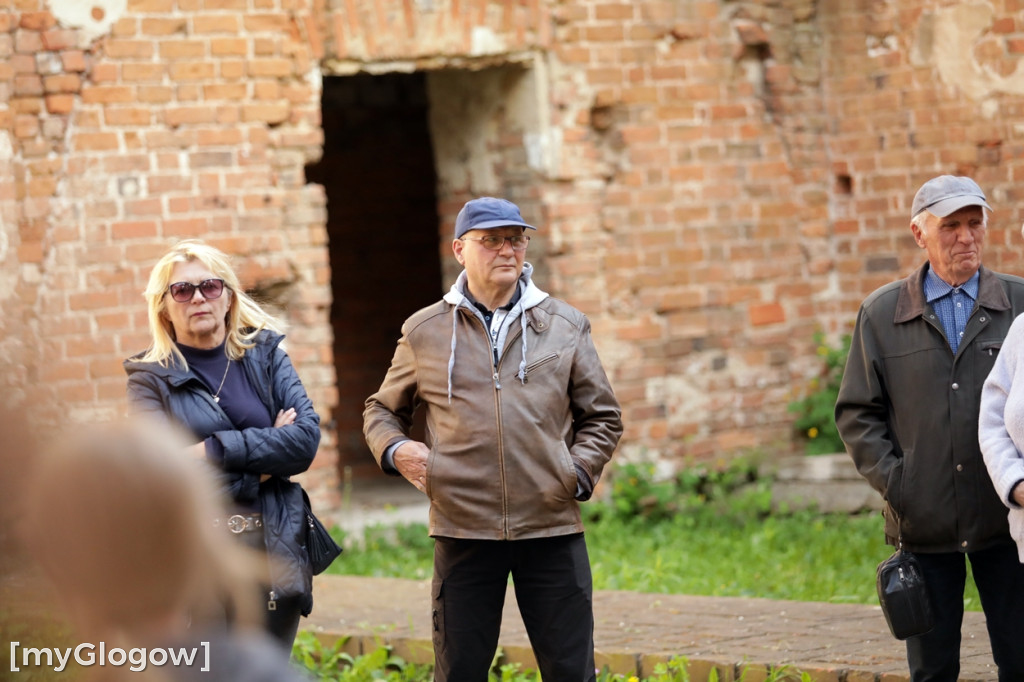 Zwiedzali ruiny kościoła św. Mikołaja w Głogowie
