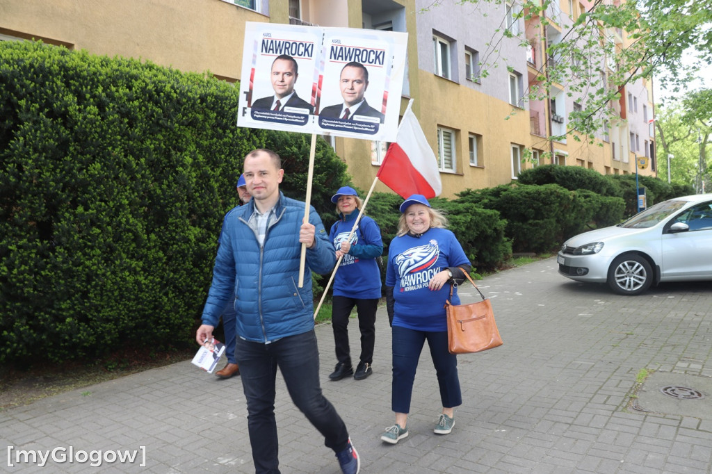 Zwolennicy Nawrockiego