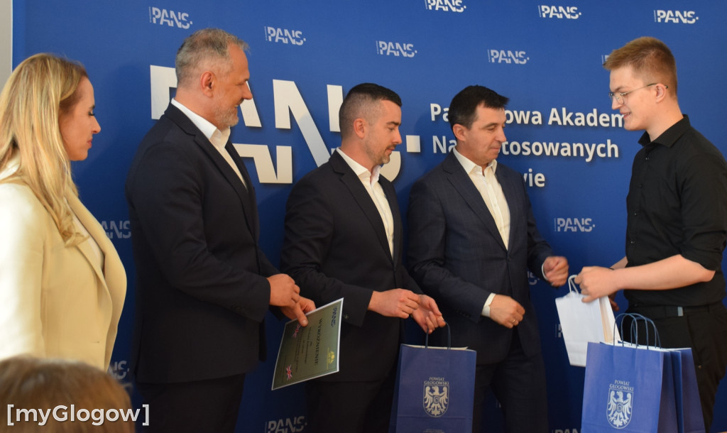 Wyniki XV dyktanda po angielsku w PANS w Głogowie