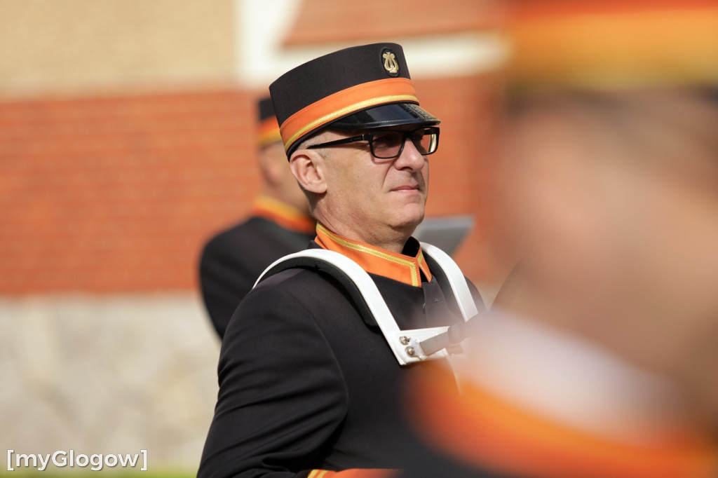 Hutnicza pobudka na dziedzińcu centrali KGHM
