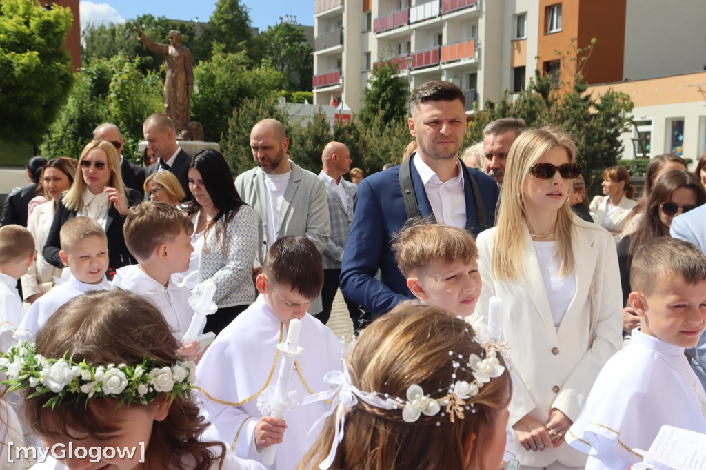 Pierwsza Komunia w parafii Św Miłosiedzia