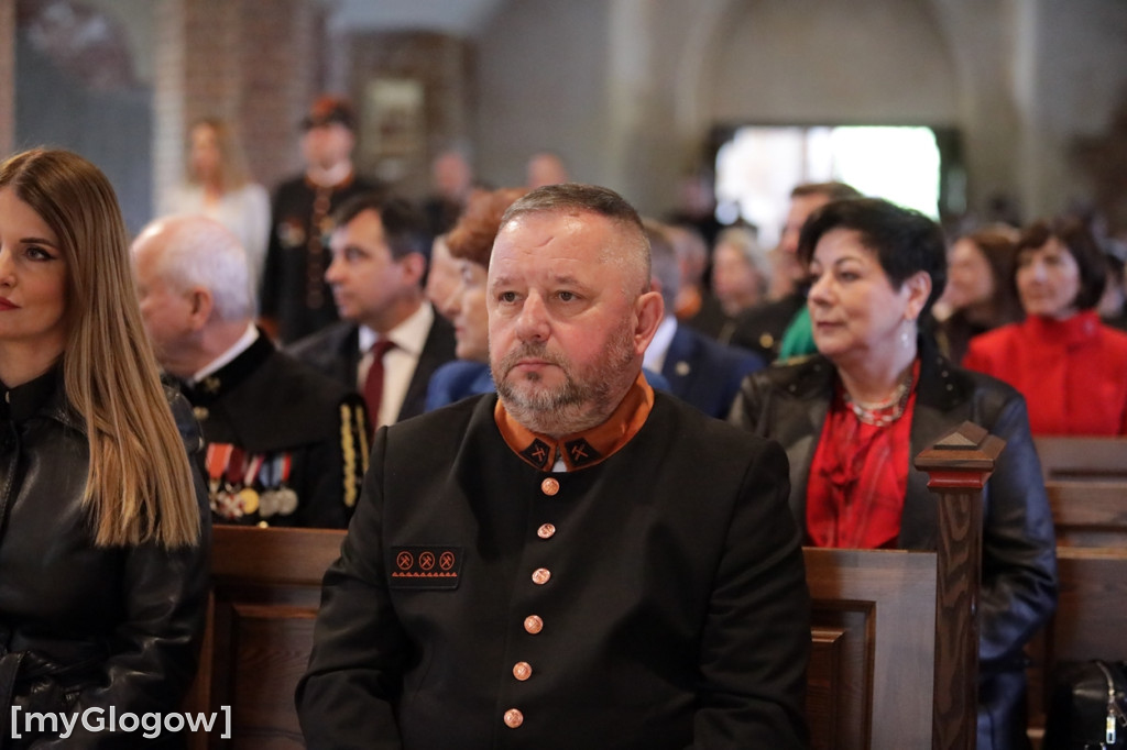 Uroczysta msza święta KGHM w kolegiacie