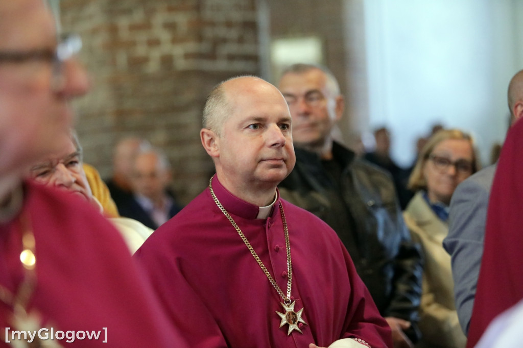 Uroczysta msza święta KGHM w kolegiacie