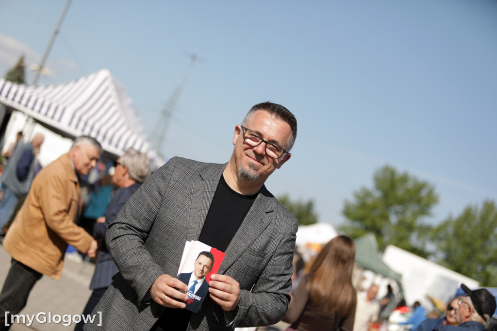 Zachęcali do głosowania na Rafała Trzaskowskiego