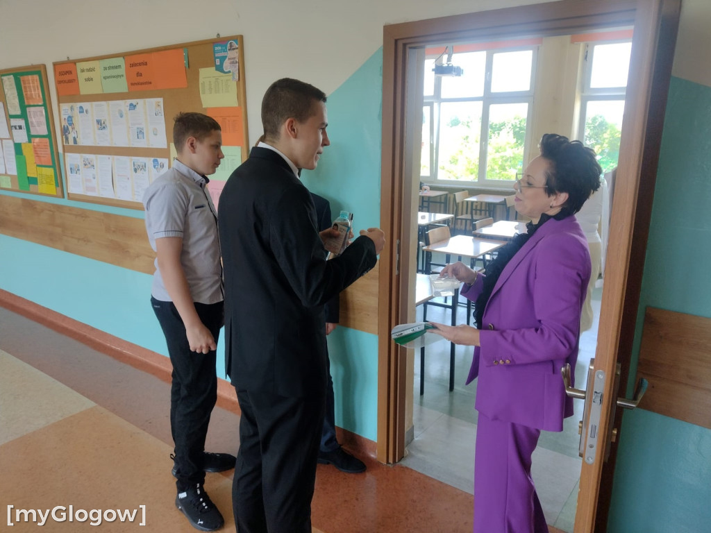 Egzamin ósmoklasistów w SP nr 8 w Głogowie