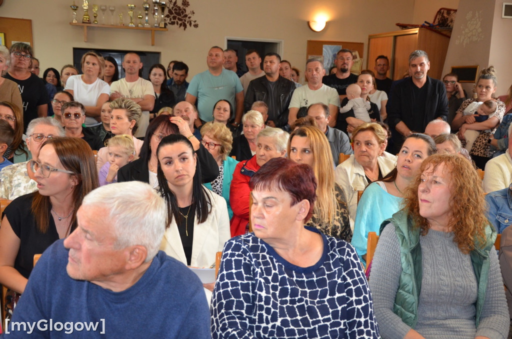 Burzliwe spotkanie w Wilkowie w sprawie szkoły