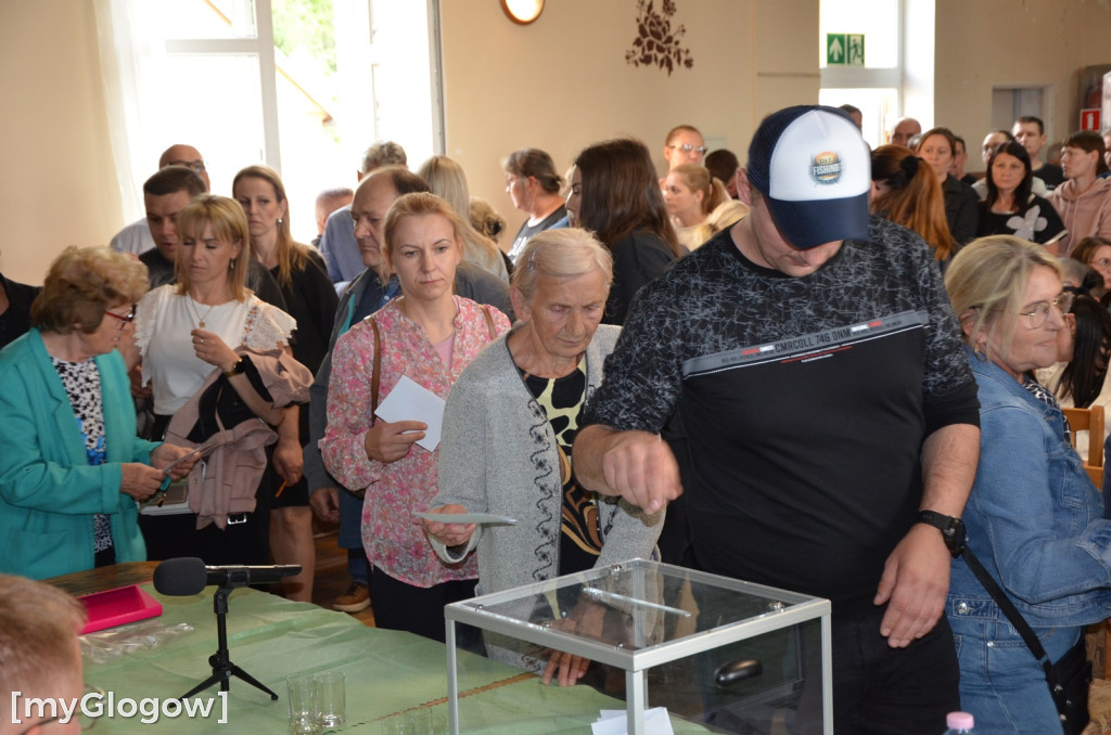 Burzliwe spotkanie w Wilkowie w sprawie szkoły