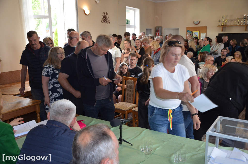 Burzliwe spotkanie w Wilkowie w sprawie szkoły
