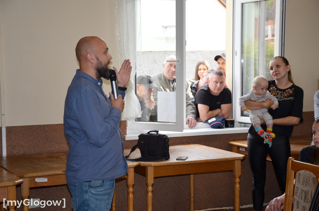 Burzliwe spotkanie w Wilkowie w sprawie szkoły
