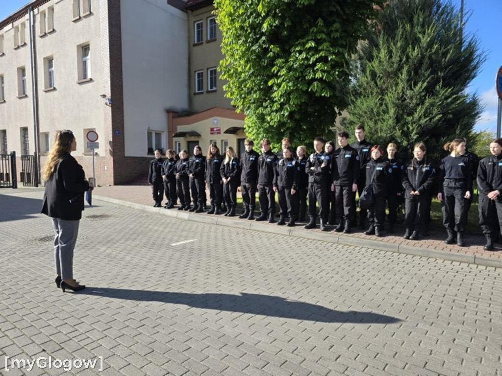 Z Wyżykowskiego na komendę
