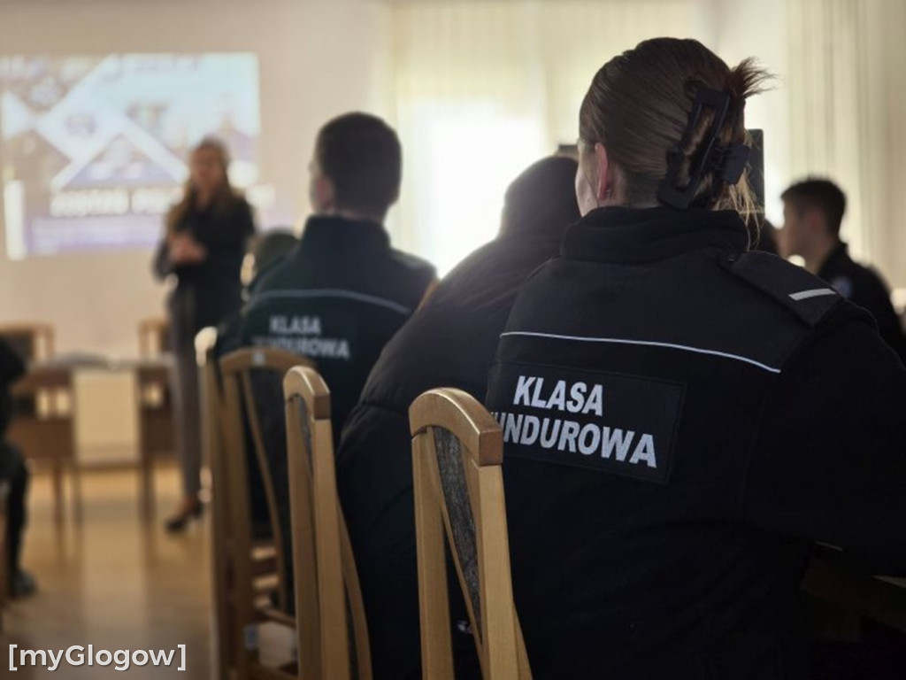 Z Wyżykowskiego na komendę