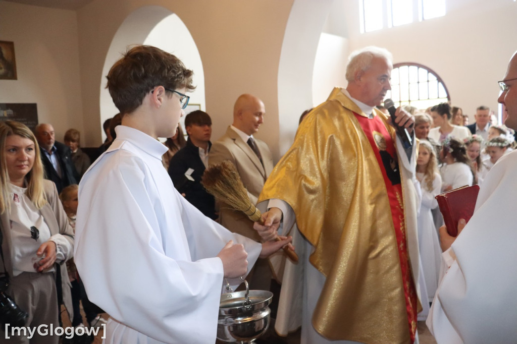 Pierwsza komunia w parafii św. Kolbe w Głogowie