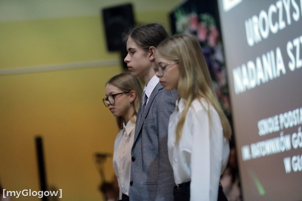 Uroczystość nadania sztandaru w szkole w Głogowie