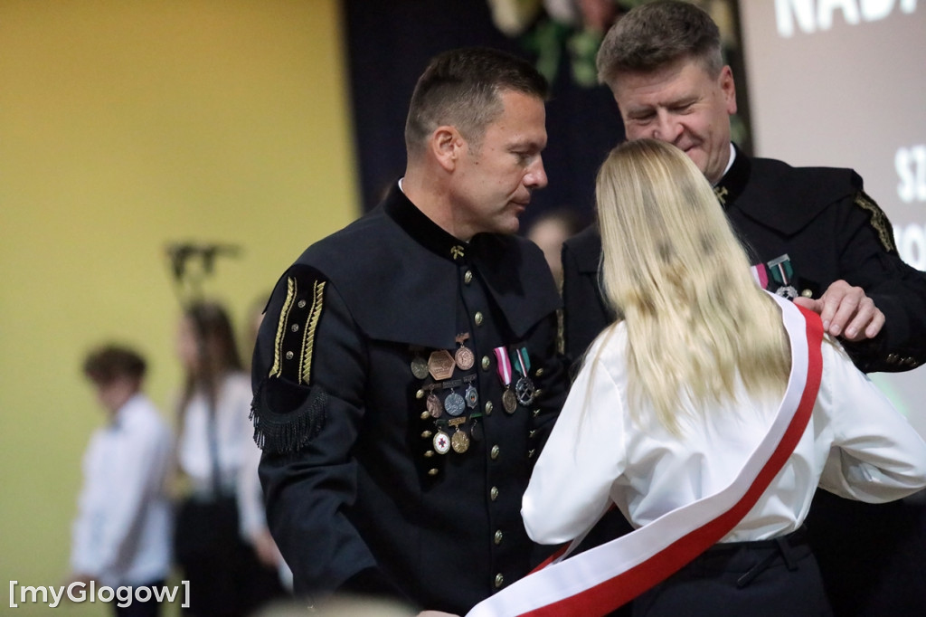 Uroczystość nadania sztandaru w szkole w Głogowie