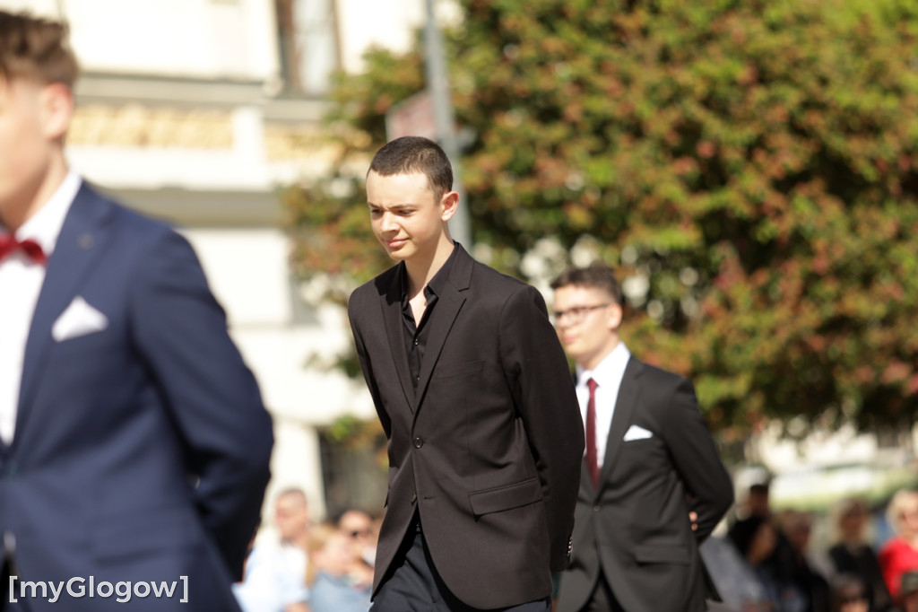 Polonez na rynku w Głogowie - SP 7