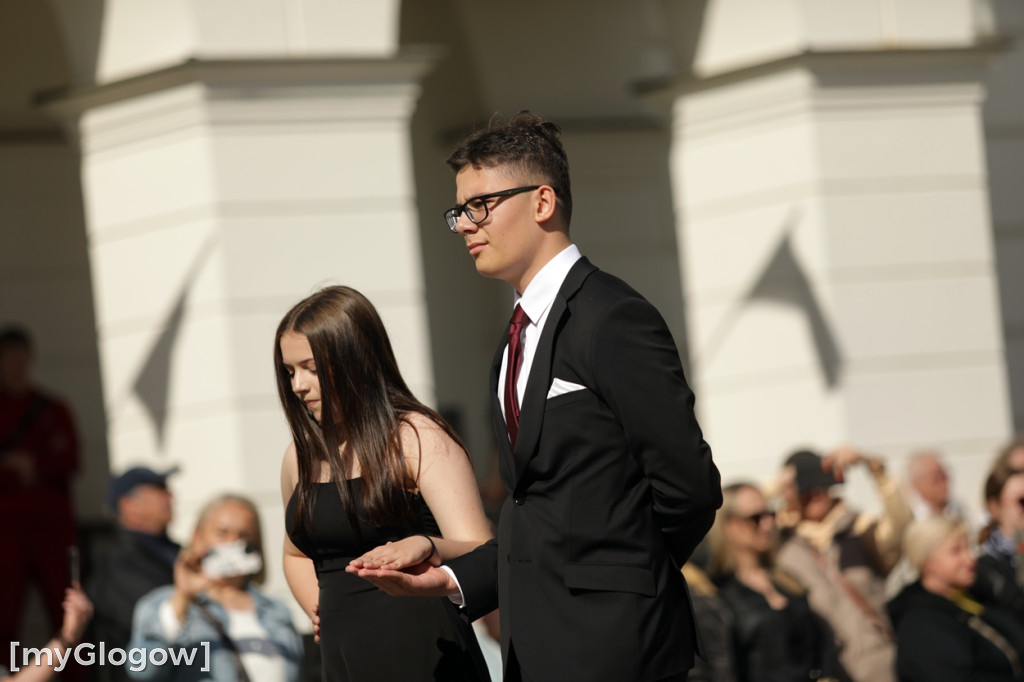 Polonez na rynku w Głogowie - SP 7