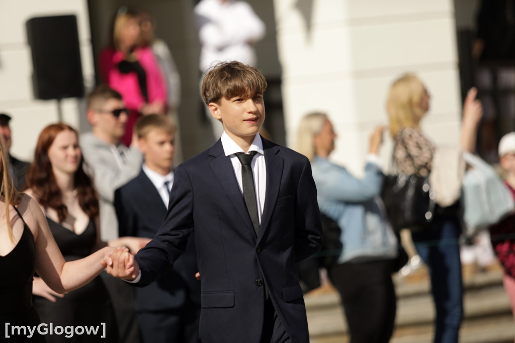Polonez na rynku w Głogowie - SP 7