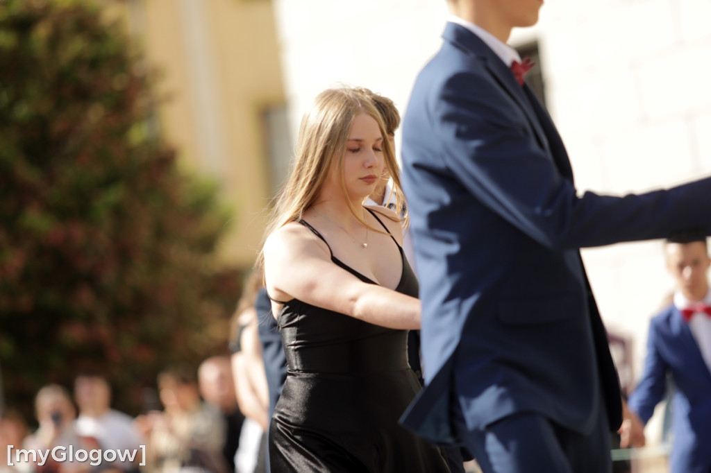 Polonez na rynku w Głogowie - SP 7