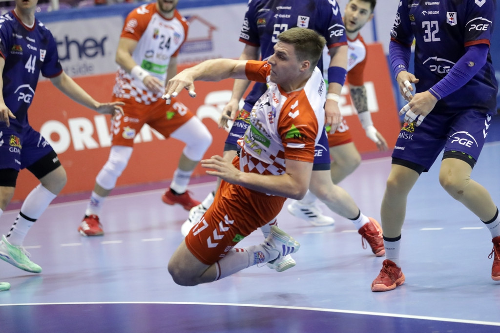Zacięty bój Chrobrego Głogów z Wybrzeżem Gdańsk