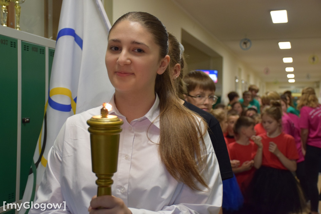 Nadanie imienia SP w Białołęce pod Głogowem