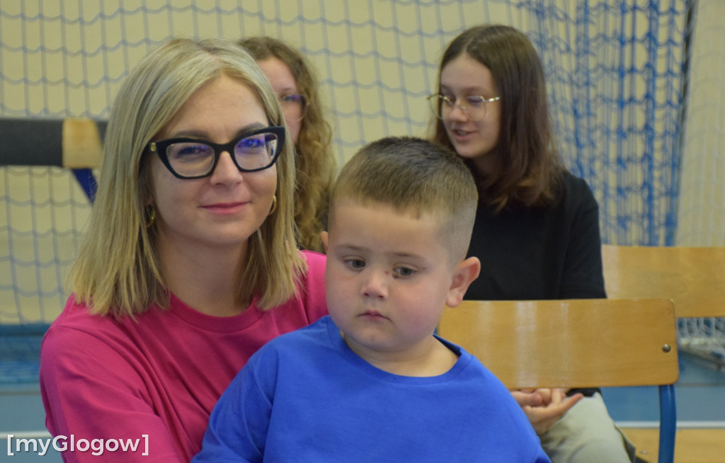 Nadanie imienia SP w Białołęce pod Głogowem