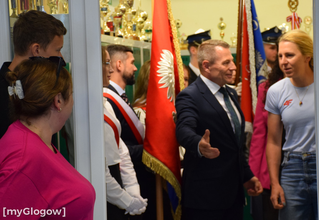 Nadanie imienia SP w Białołęce pod Głogowem