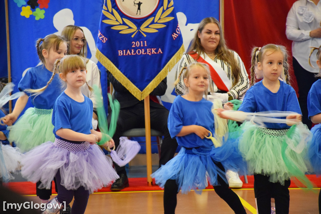 Nadanie imienia SP w Białołęce pod Głogowem