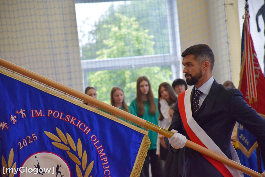 Nadanie imienia SP w Białołęce pod Głogowem
