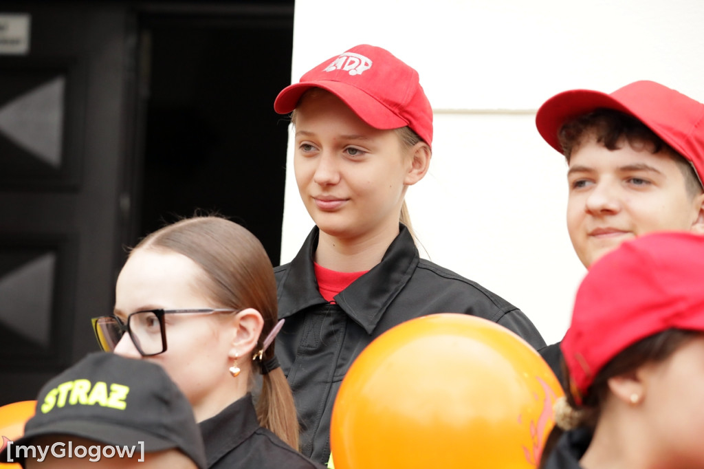 Akcja Strażacy Dzieciom na rynku w Głogowie