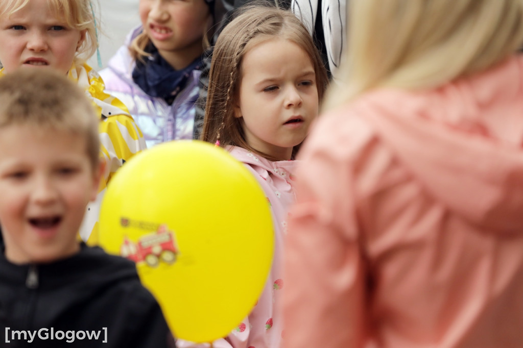 Akcja Strażacy Dzieciom na rynku w Głogowie