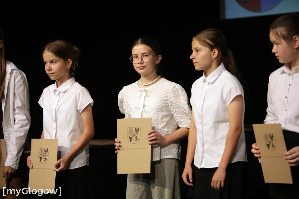 Koleni uczniowie szkół podstawowych nagrodzeni
