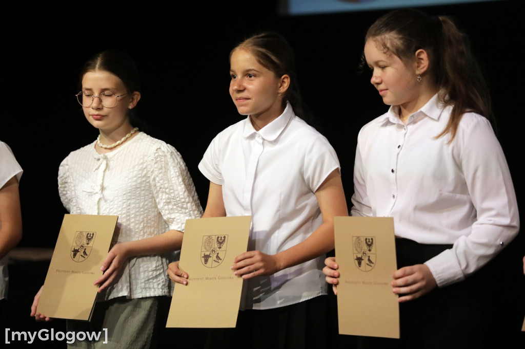 Koleni uczniowie szkół podstawowych nagrodzeni