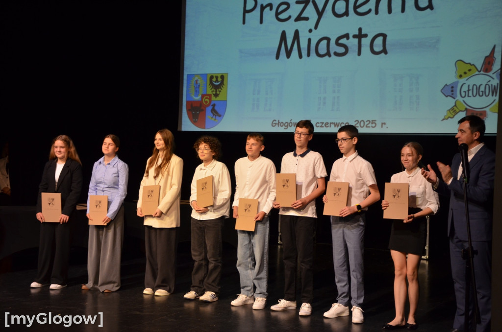 Stypendia prezydenta Głogowa - SP nr 3 i SP nr 10