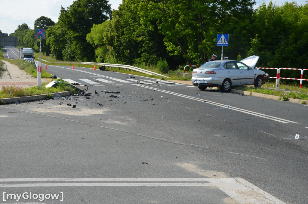 Zderzenie BMW i seata w Gaikach