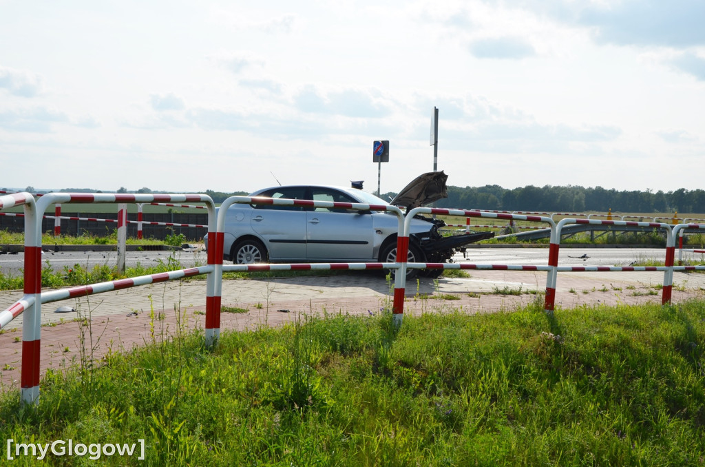 Zderzenie BMW i seata w Gaikach