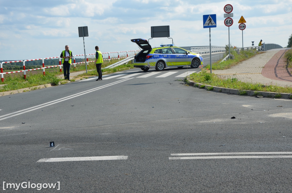 Zderzenie BMW i seata w Gaikach