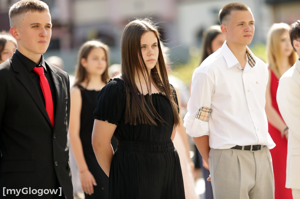 Uczniowie z SP 6  zatańczyli na rynku w Głogowie