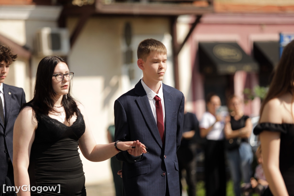 Uczniowie z SP 6  zatańczyli na rynku w Głogowie