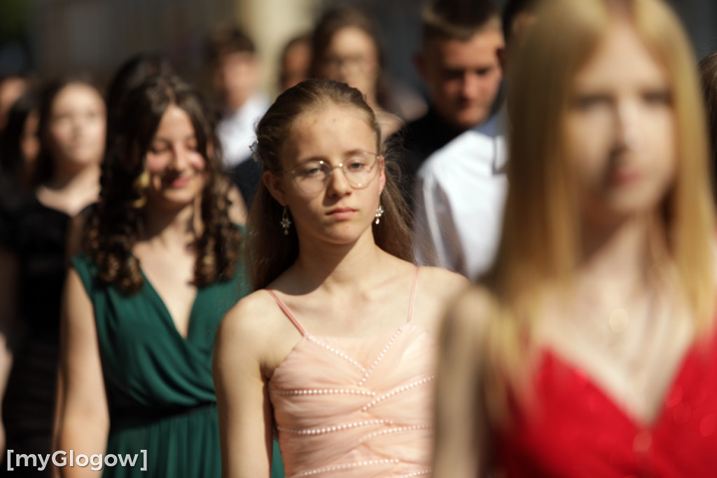 Uczniowie z SP 6  zatańczyli na rynku w Głogowie