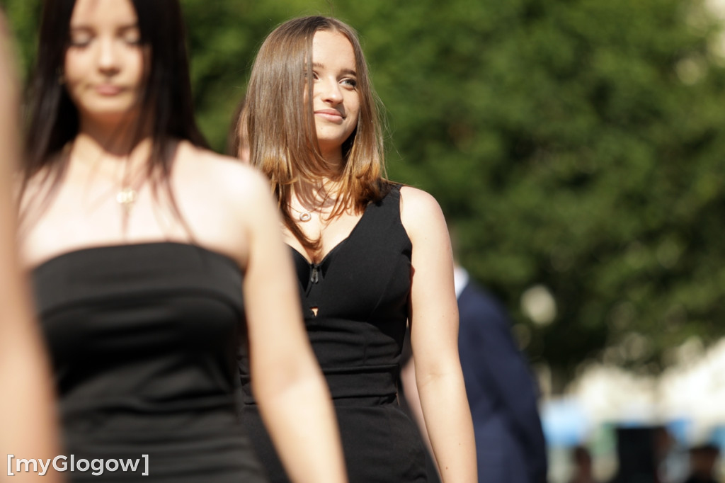 Uczniowie z SP 6  zatańczyli na rynku w Głogowie