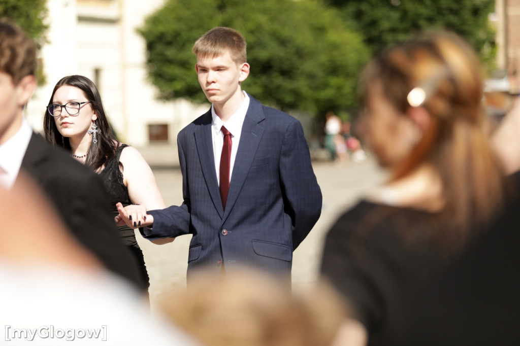 Uczniowie z SP 6  zatańczyli na rynku w Głogowie