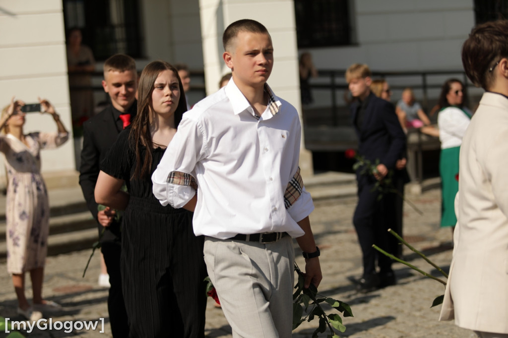 Uczniowie z SP 6  zatańczyli na rynku w Głogowie