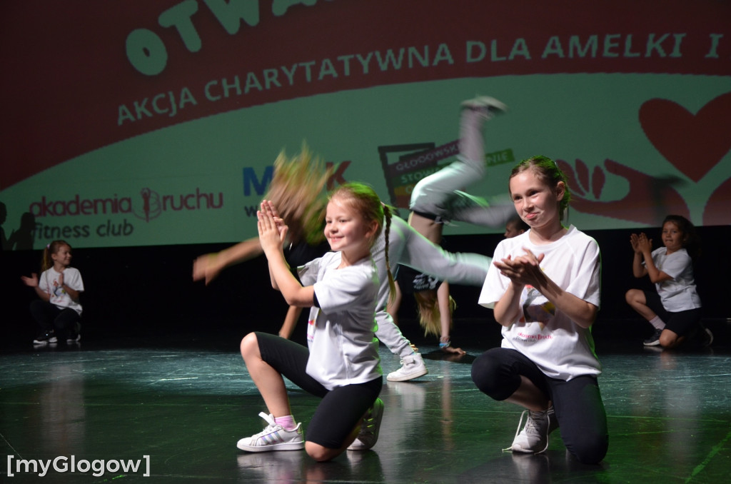 Akcja charytatywna dla Amelki i Ani